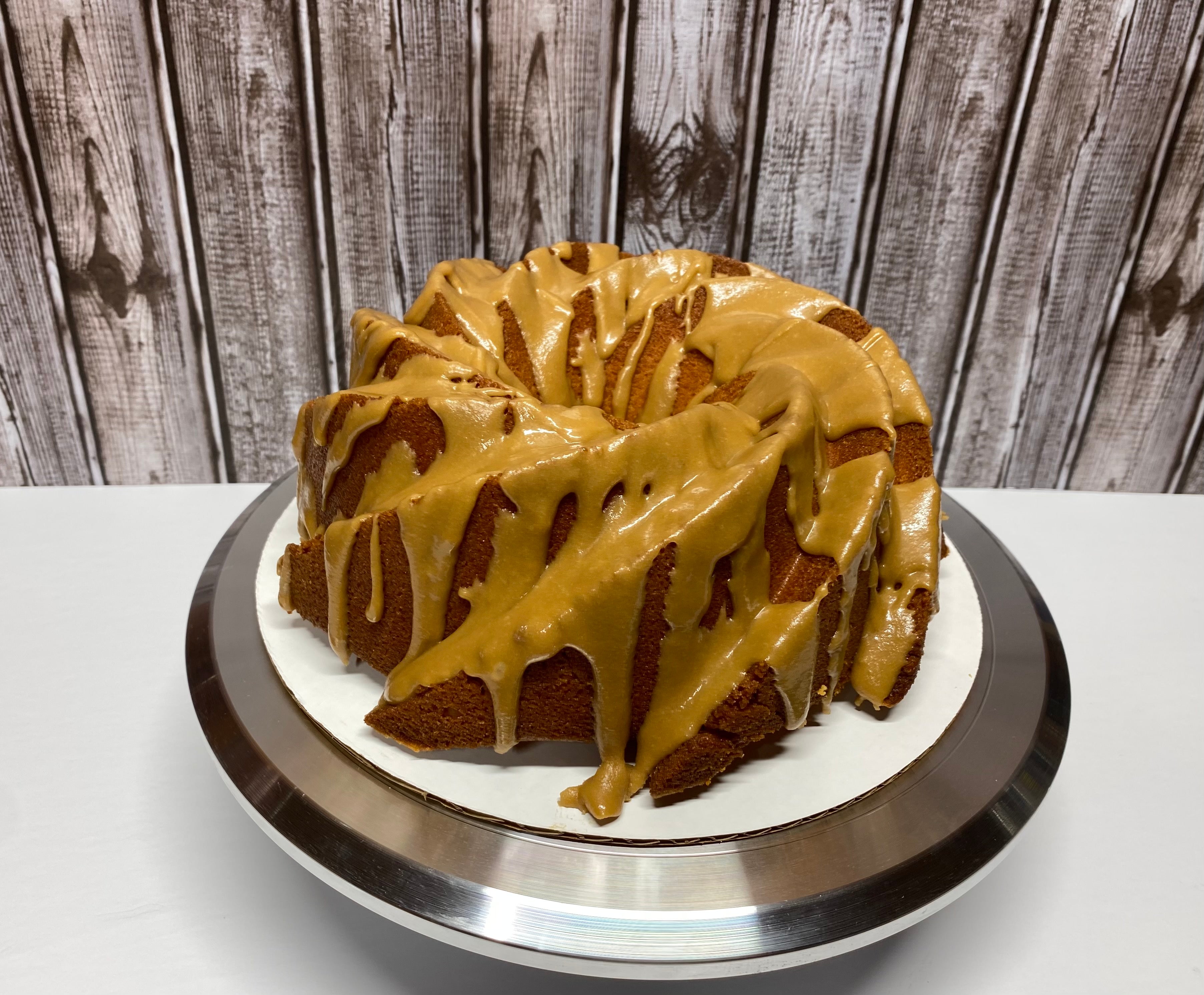 J Dub's Mini Pound Cakes (with toffee and pecans) - JDUBBYDESIGN™